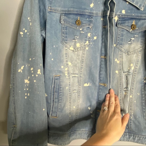 90’s Distressed grunge paint splatter denim jean jacket - Picture 4 of 11